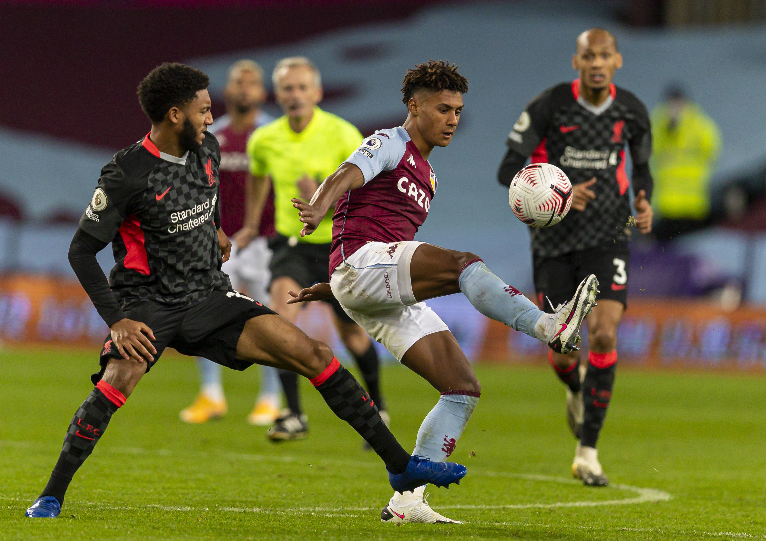 发挥和全队 发挥和全队